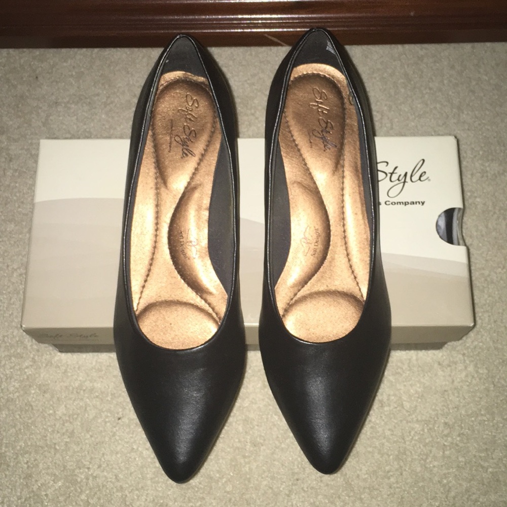 Women's Alesia Dress Pump